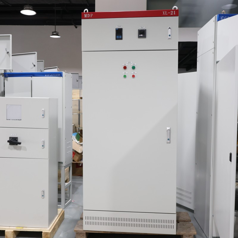 Gabinete de Protección Solar Panel de Control de Baja Tensión para Suministro de Energía Comercial