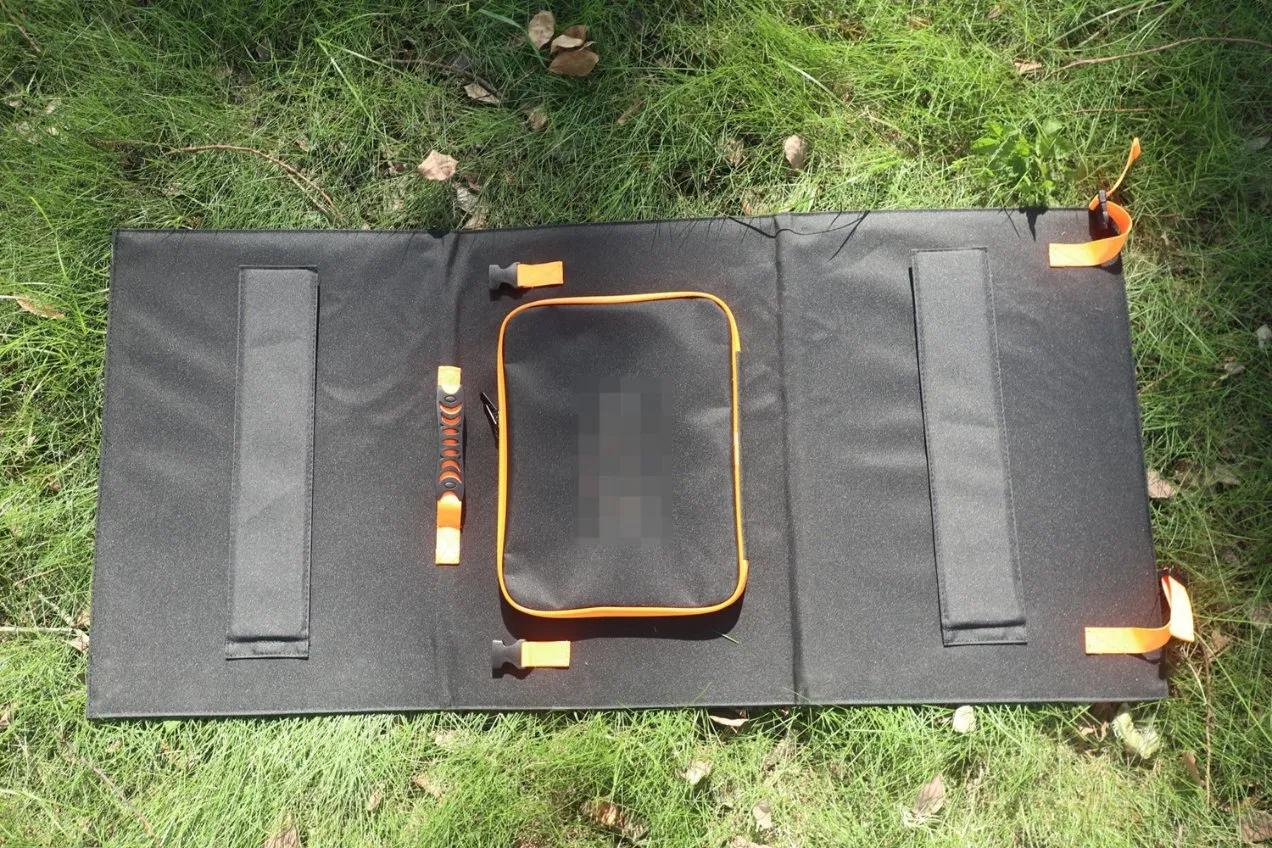 Precio de fábrica 200W 400W Panel solar flexible portátil de película delgada CIGS para uso múltiple como barco, casa rodante, coche solar, camping
