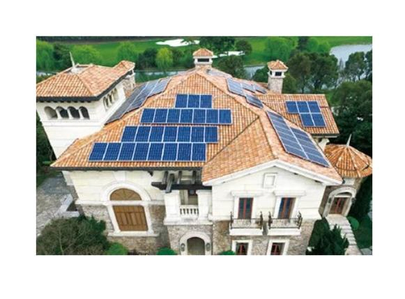 Todo Negro 580W Corte Medio 144cells UPS Ja Energía Solar Panel Solar para Sistema Solar Comercial Conectado a la Red