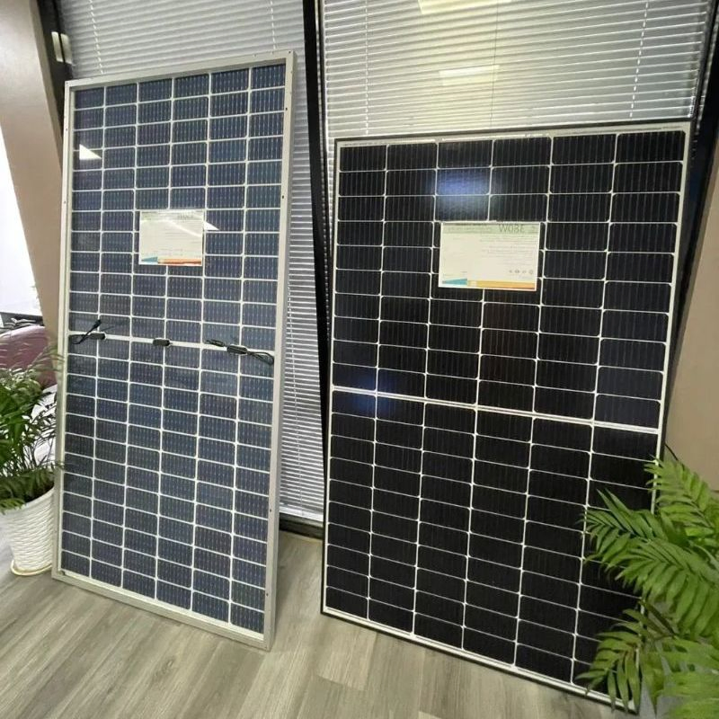 Panel Solar Monocristalino de Alta Eficiencia para Sistemas Fotovoltaicos Residenciales y Comerciales