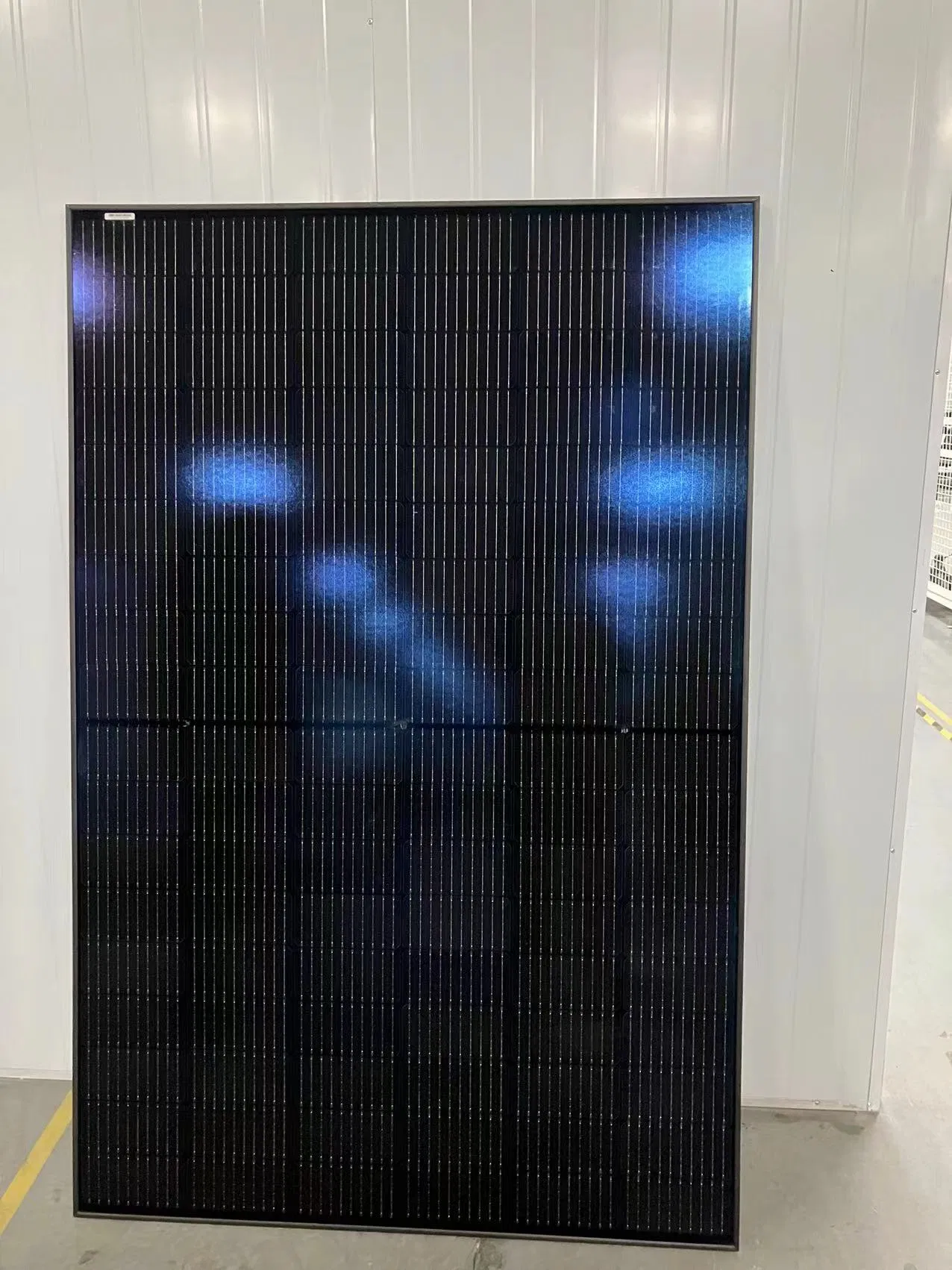 425W Módulo Solar Fotovoltaico de Panel Solar de Media Celda para Sistema Solar Residencial en Casa con Larga Vida Útil y Garantía de Calidad Confiable