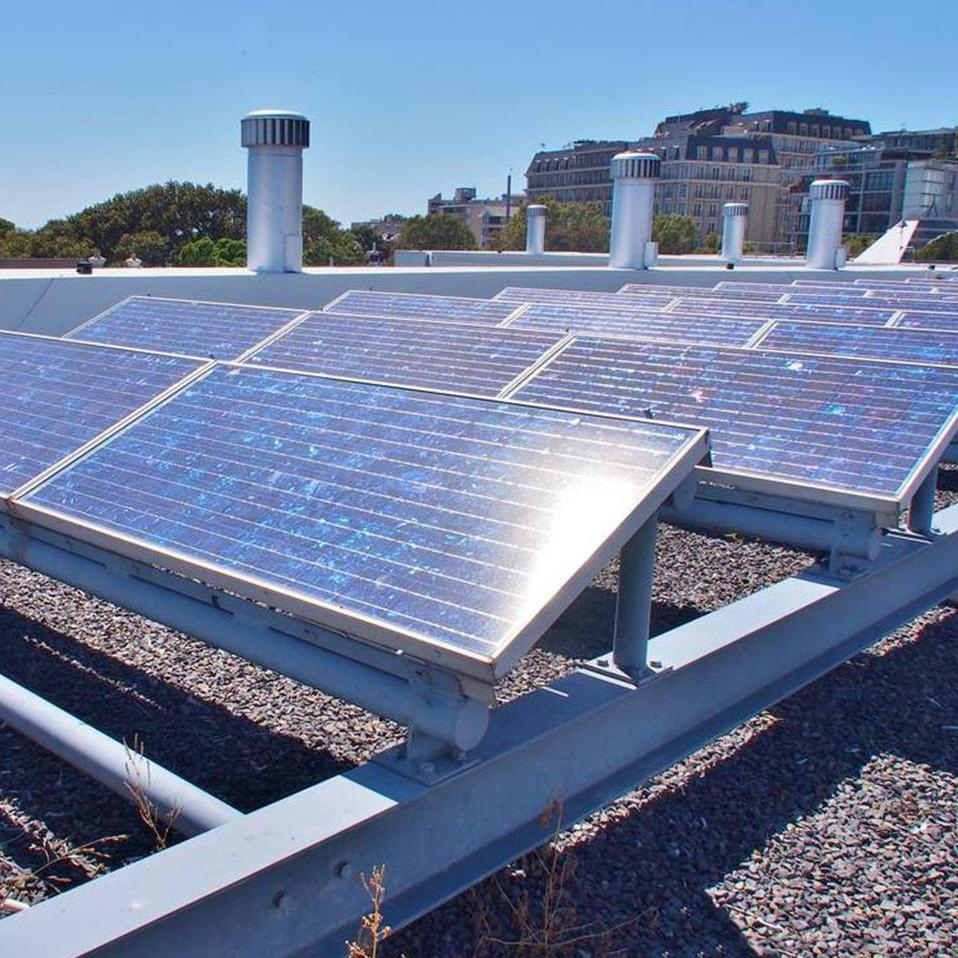 Sistema de Monitoreo Solar de Alta Estabilidad Diseñado para Proyectos de Granjas Solares Comerciales