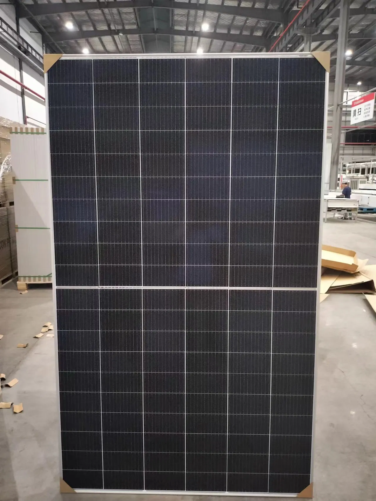 Panel Solar Half Cut de la UE Shinefar 610W Módulo Solar PERC