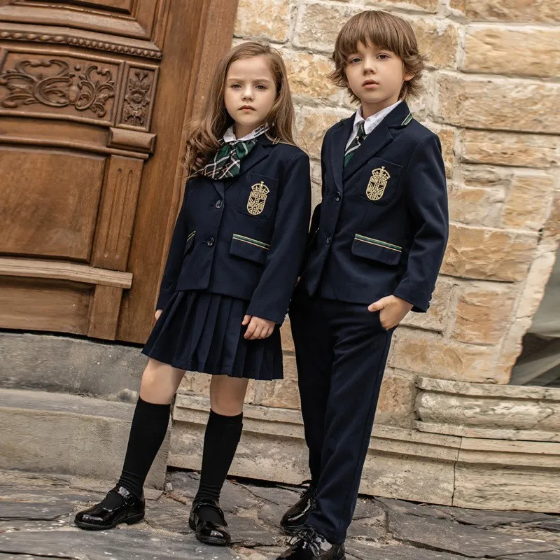 Fabricante chino de uniforme escolar para niños estilo británico, conjunto de blazer, diseño personalizado, falda, pantalones, logo bordado para escuela internacional