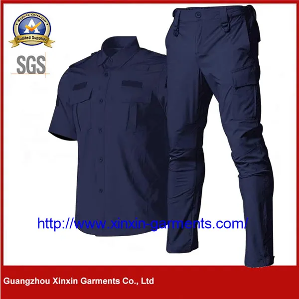 Detalle del traje de seguridad