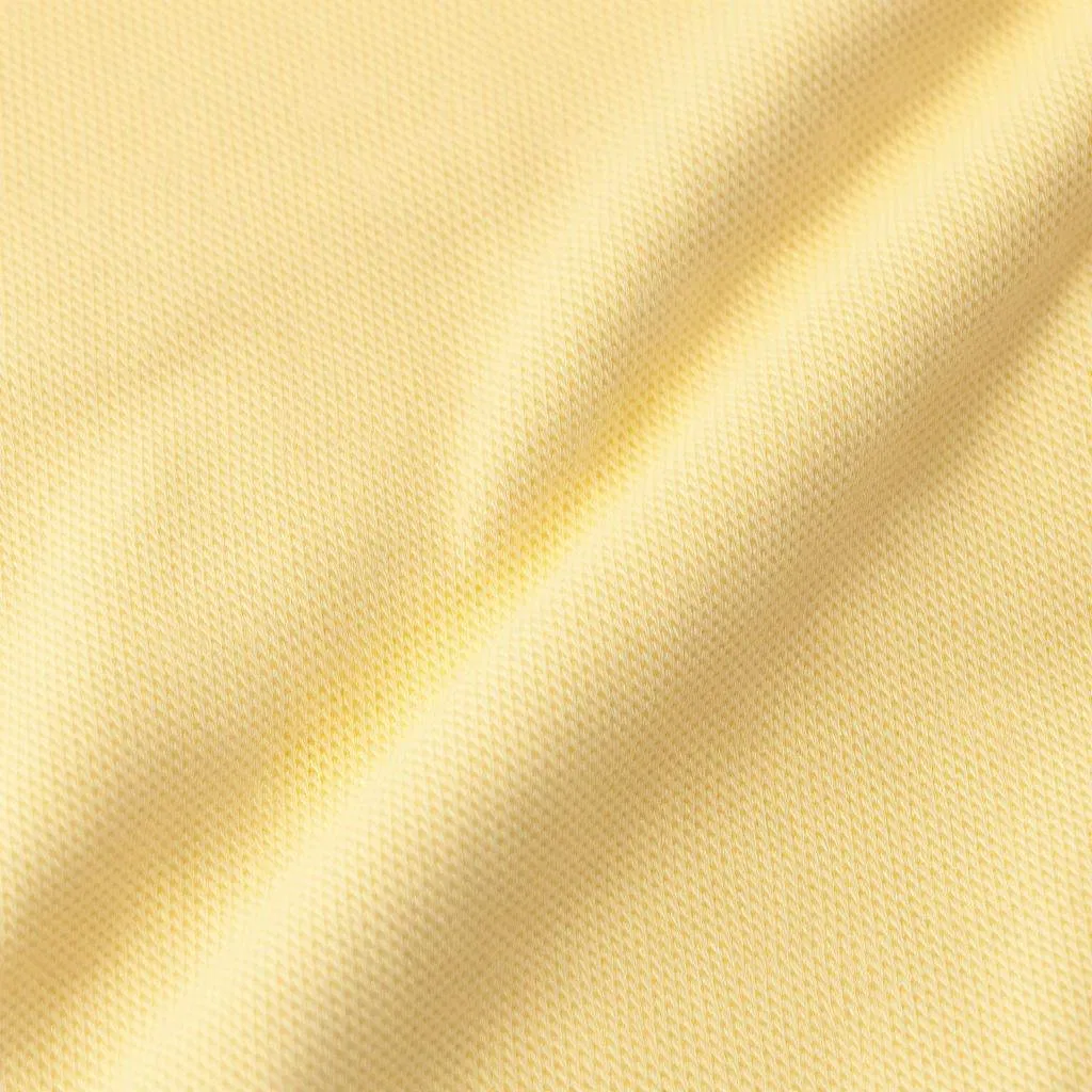 Uniforme de polo elegante para hombres con logo para una apariencia personalizada y elegante