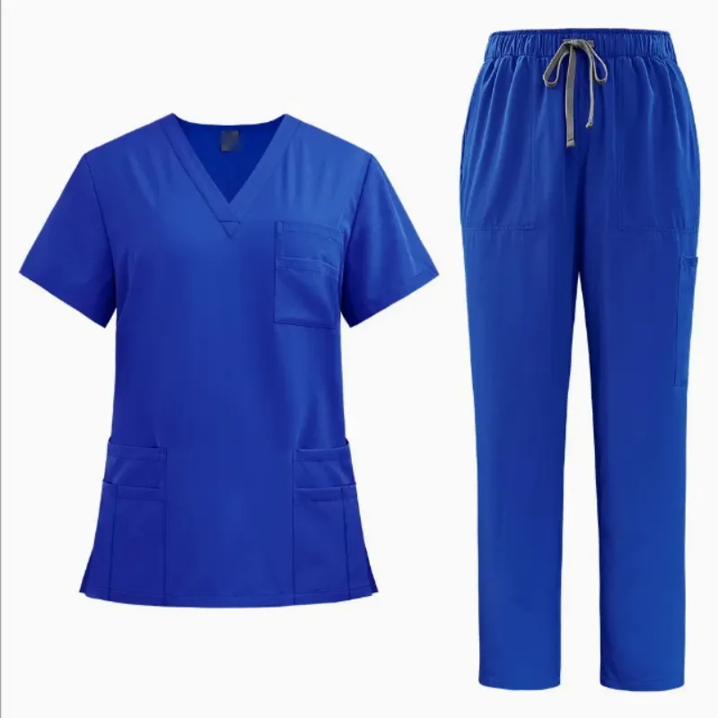 Uniforme médico en cuatro direcciones