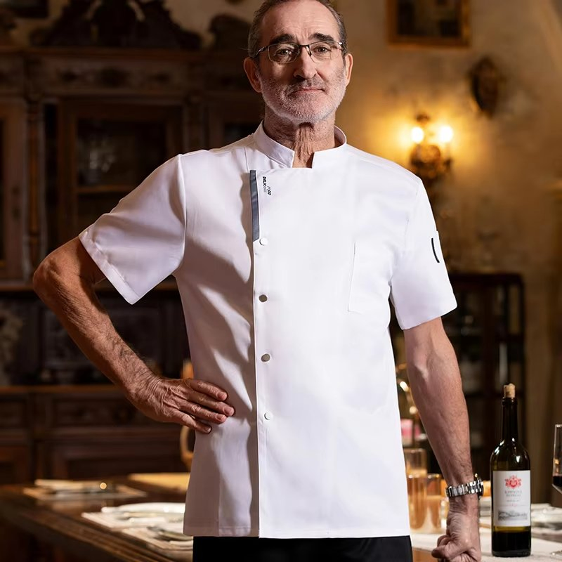 Nuevos uniformes de trabajo para chefs en hotel de banquetes, restaurante y cantina