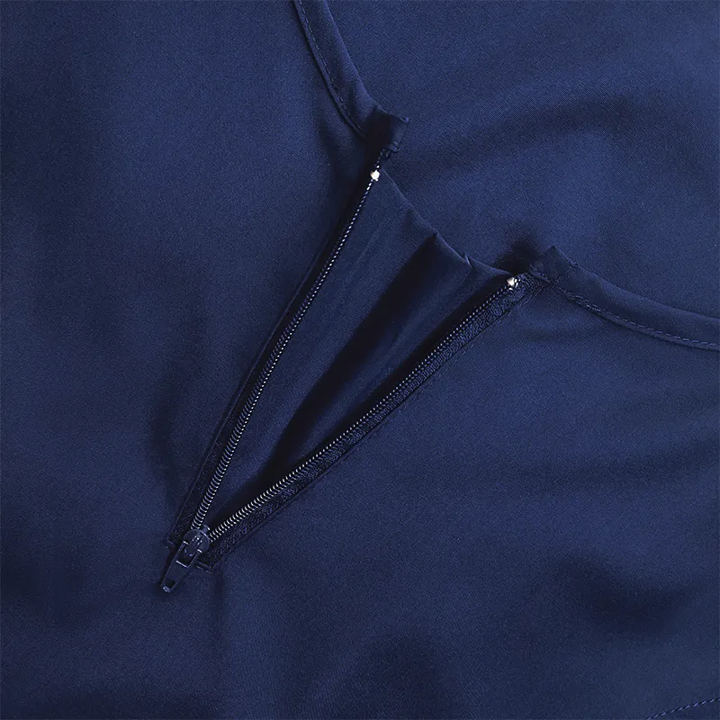 Uniforme médico detalle 4