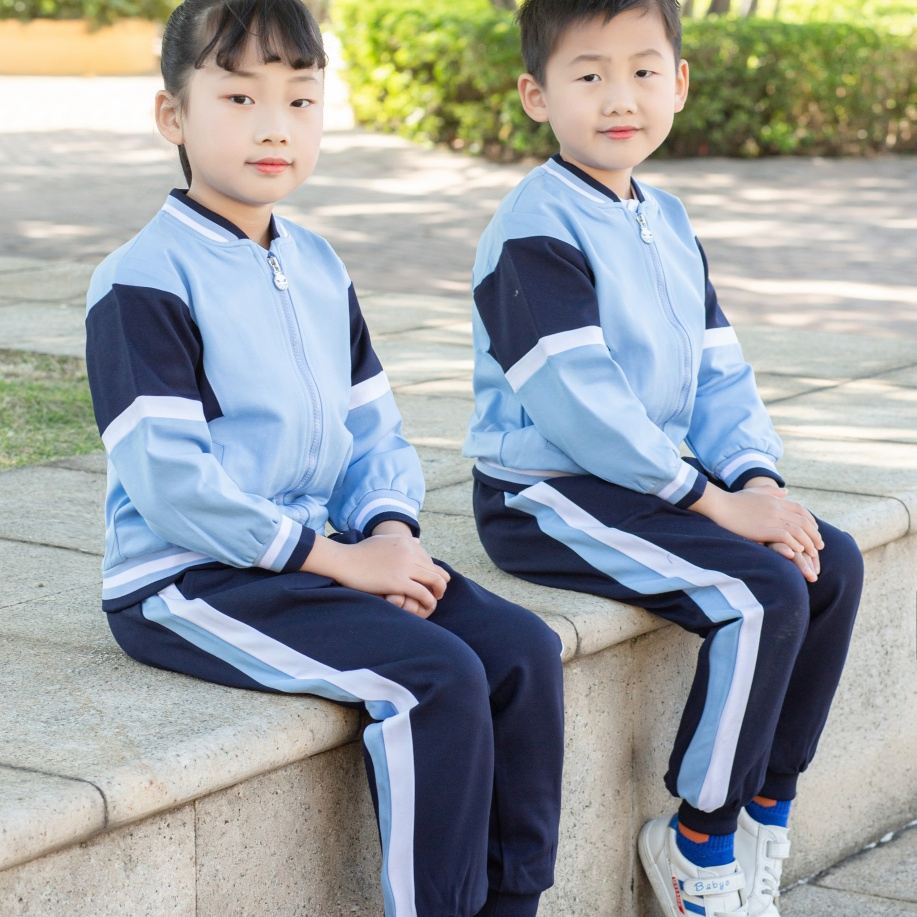 Ropa escolar clásica de ajuste resistente al encogimiento de marca propia para niños, uniforme para escuela privada