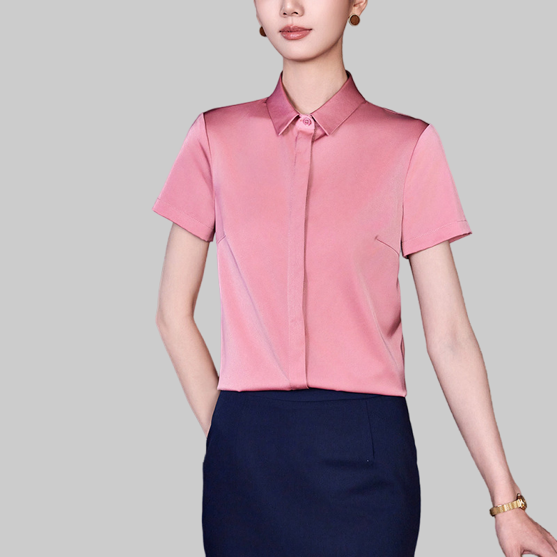 Uniforme elegante de hospitalidad para el personal femenino diario de la oficina de recepción de hotel profesional
