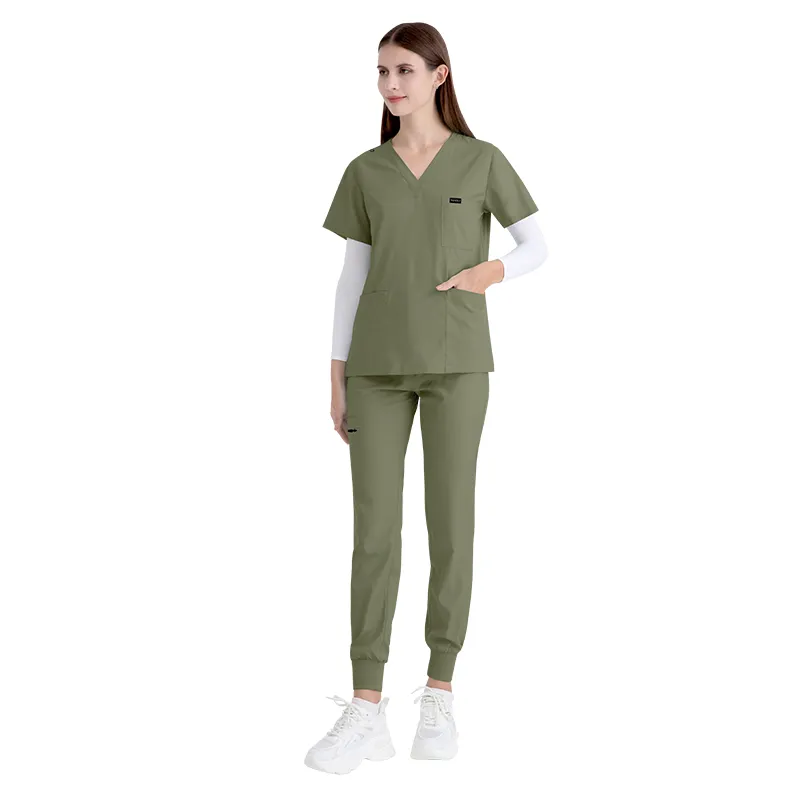Costuras y acabados del uniforme