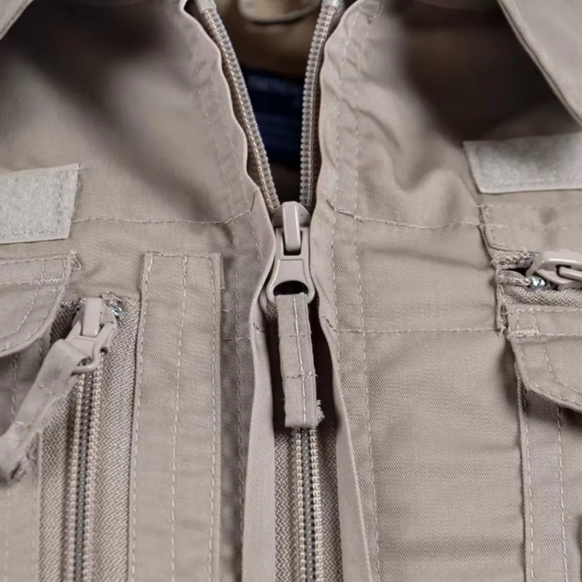 Uniforme de Combate de Servicio OEM con Logo Personalizado para Uso de Emergencia