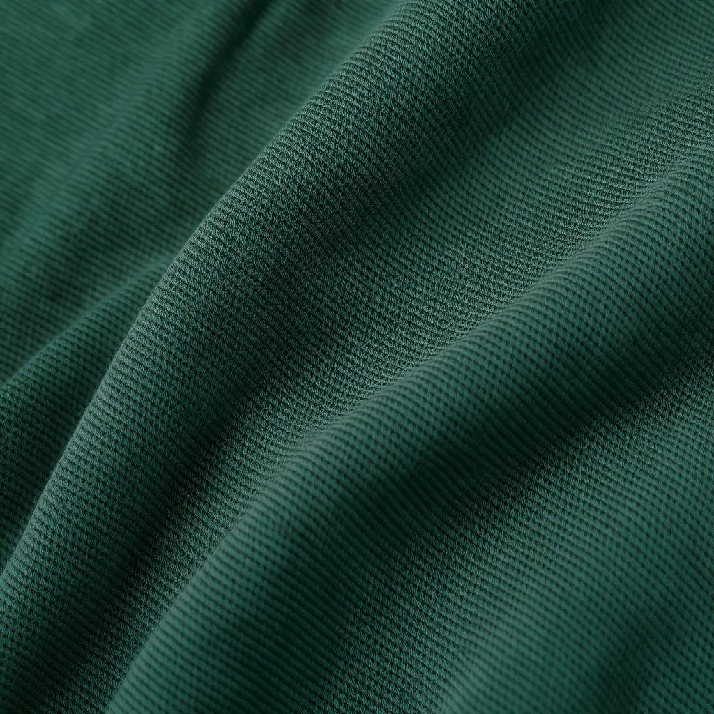 Uniforme de polo elegante para hombres con logo para una apariencia personalizada y elegante