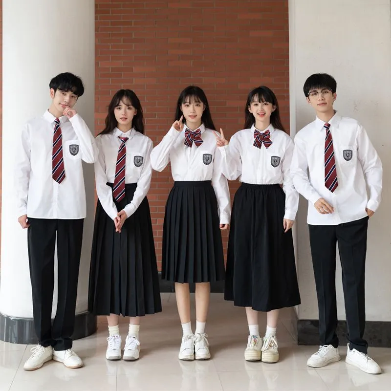 Uniformes escolares personalizados