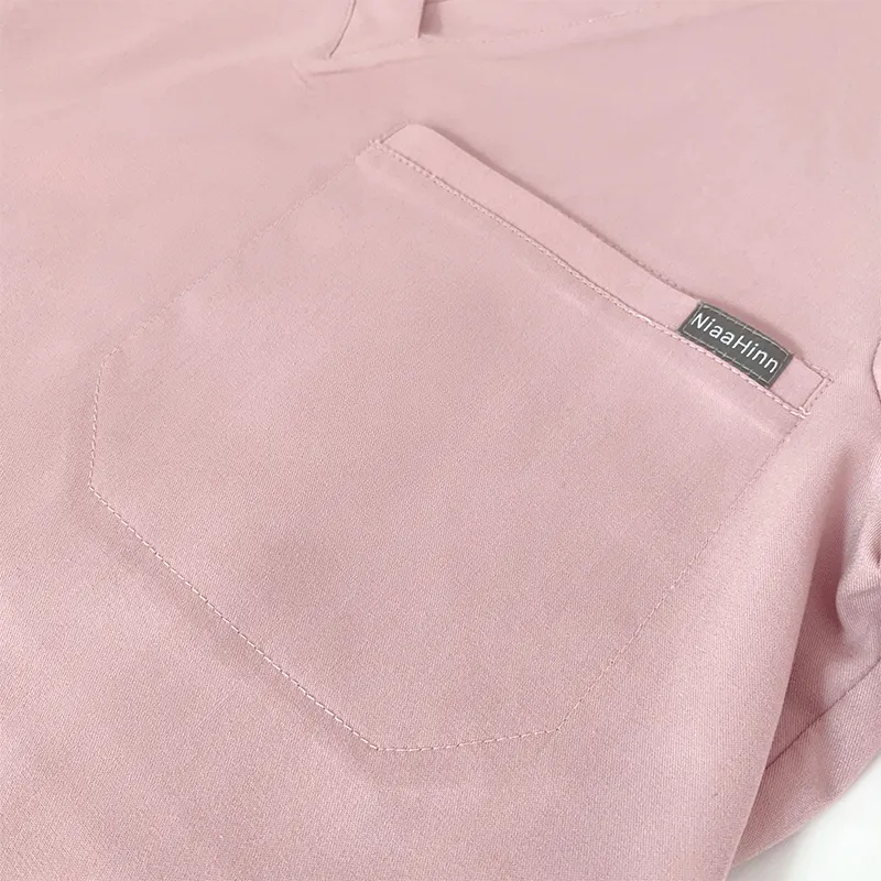 Detalle especificación de uniformes médicos 4