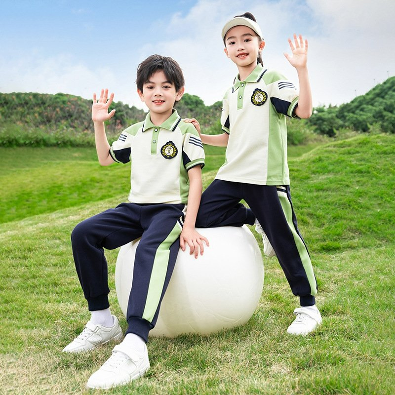 Falda de uniforme escolar y camiseta polo para niños deportivos personalizada de OEM en China