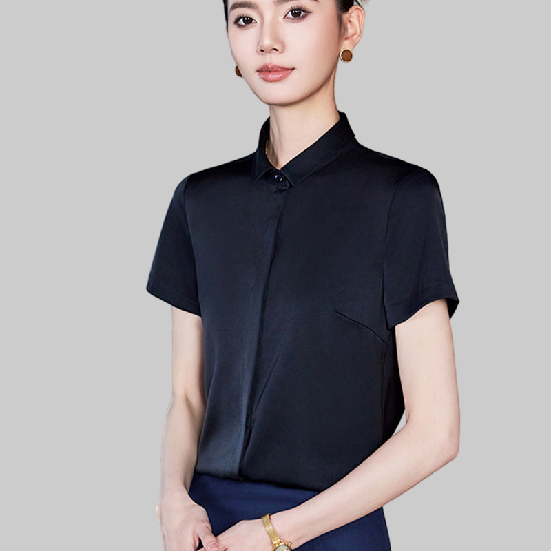 Uniforme elegante de hospitalidad para el personal femenino diario de la oficina de recepción de hotel profesional