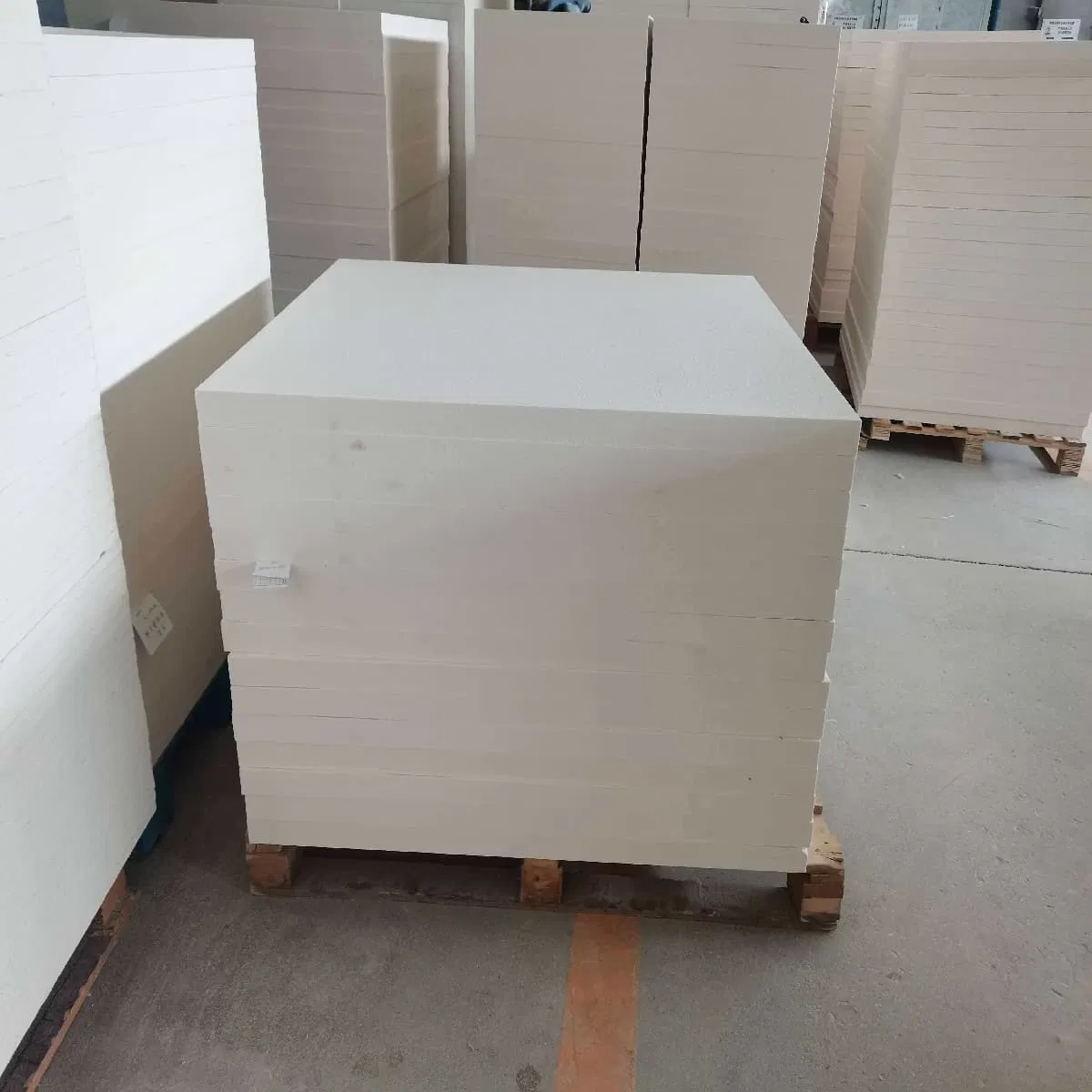 China Supplier Customized Thermal Insulation Fireproof Ceramic Fiberboard Flame Retardant Kiln Insulation Board
