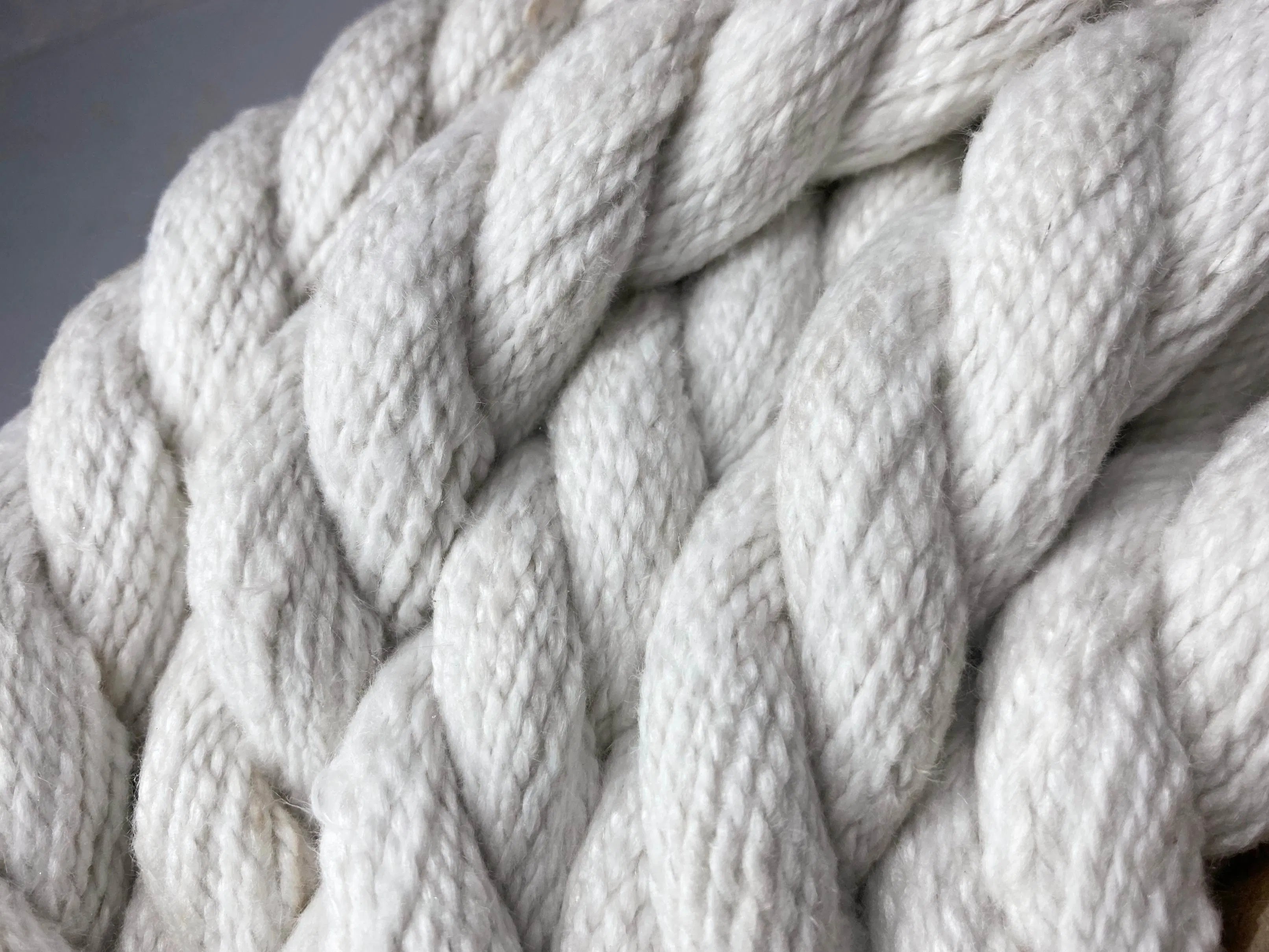 Refractory 1260 Ceramic Fiber Rope Round Square Twisted Braided Ceramic Fibre Ropes Sealing Gasket