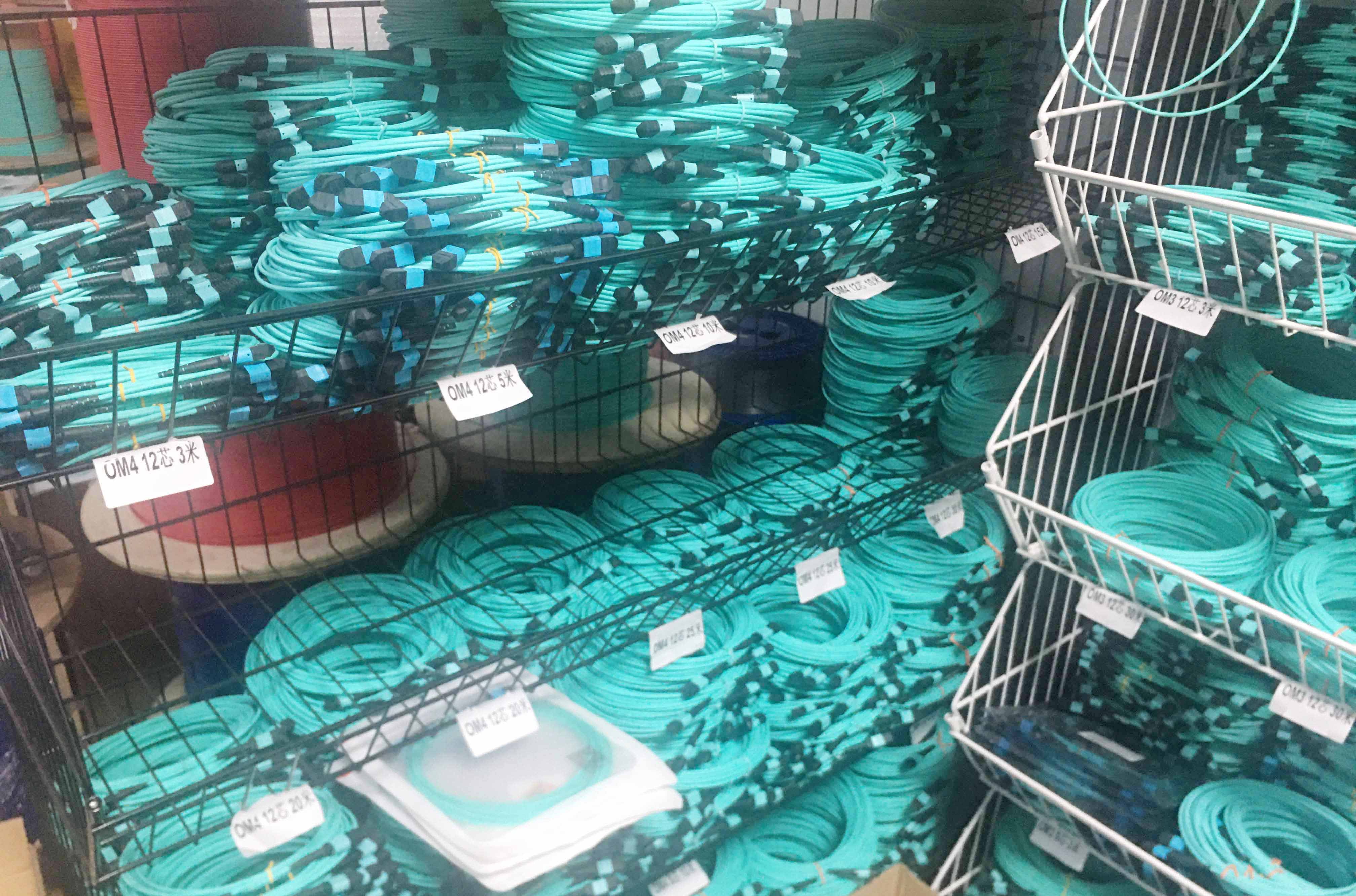 Cheap 24fo 12fibers MTP/APC MPO/APC SM G657A1 Trunk Cable  Factory, Pricelist