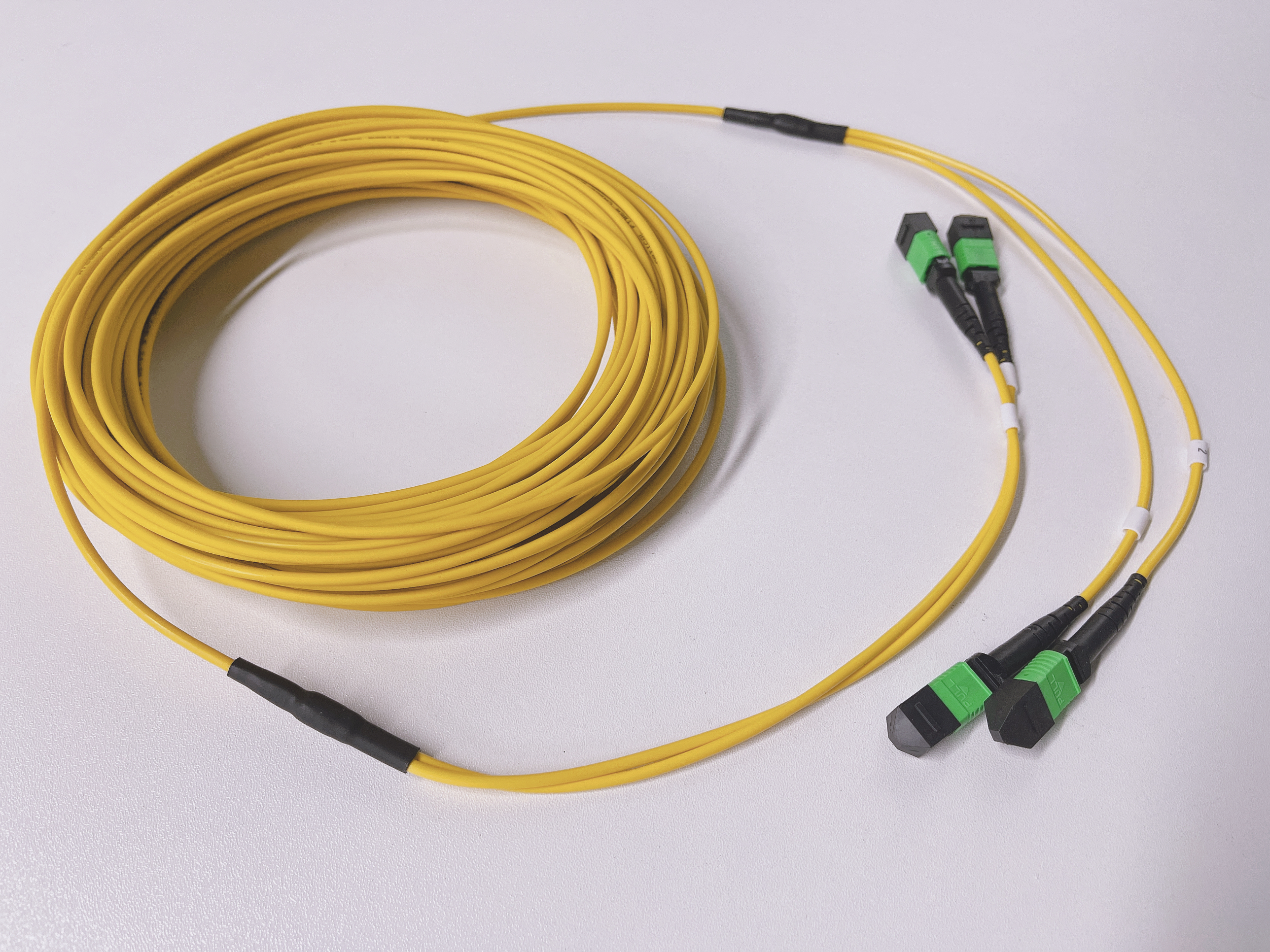 MPO fiber optic connector