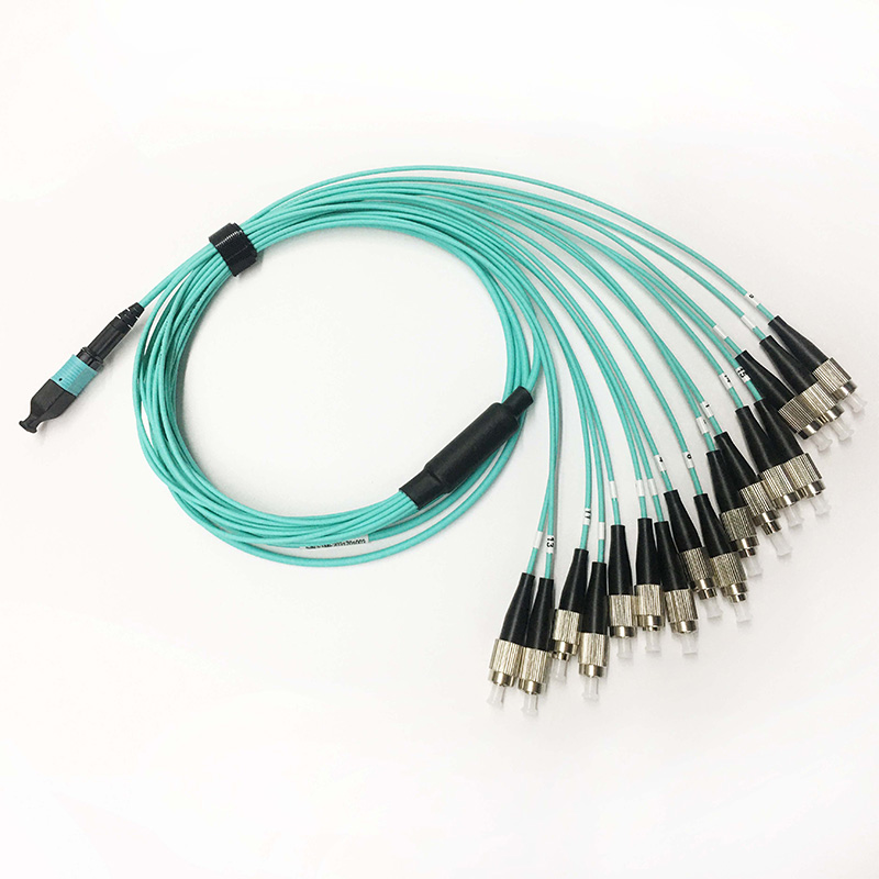 High-Quality MTP/MPO to FC OM3 16fo Fiber Optic Patch Cable Manufacturers, Supplier
