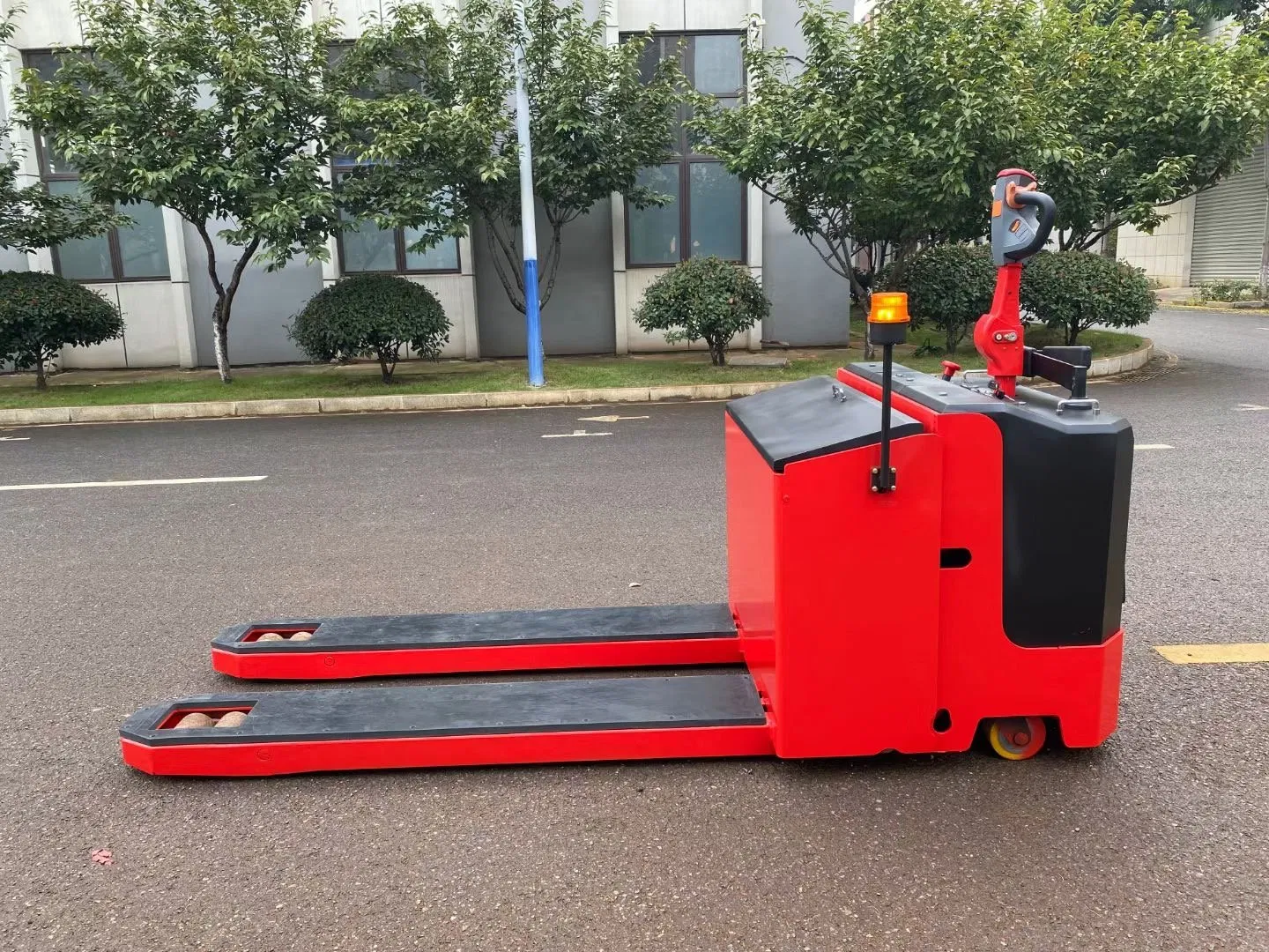 Dynamic Electric Battery Pallet Jack 6000 Kg, 8000 Kg
