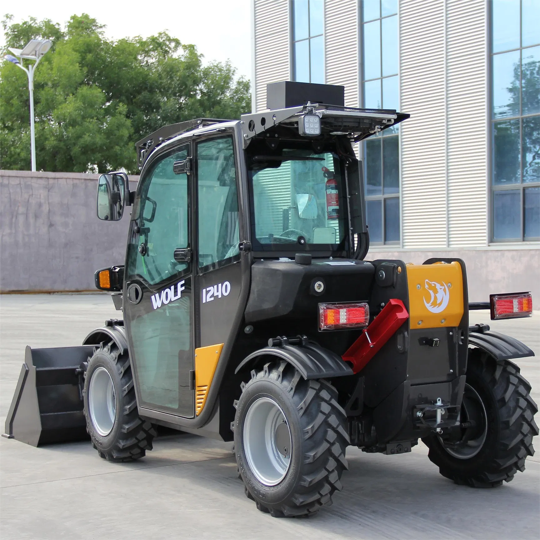Wolf Agricultural Construction Multiattachment Max. Payload 1200kg Max. Lift Height 4300m 4WD Mini Small Compact Wheel Telescopic Telehandler for Sale