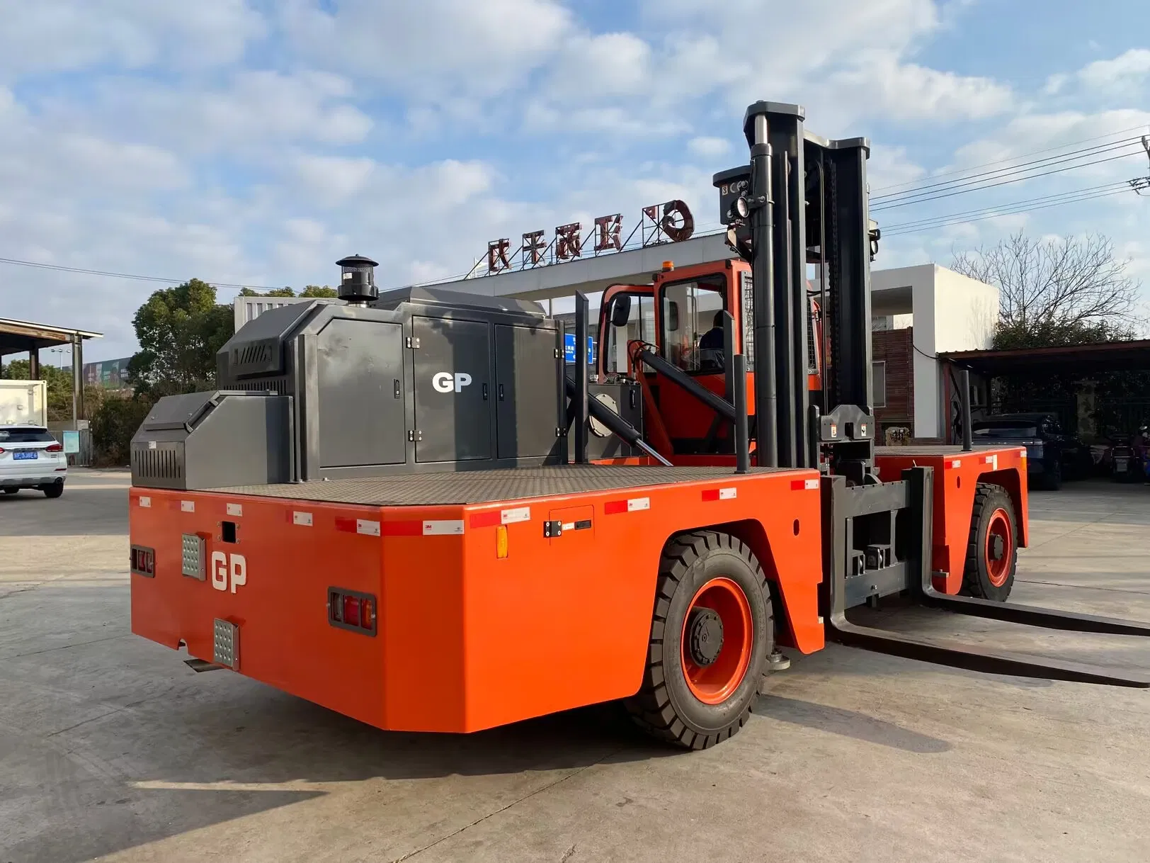 12ton Heavy-Duty Diesel Side Loader Weichai/Cummins Power 3.6m Lift Tier 4 Engine Port &amp; Logistics PRO