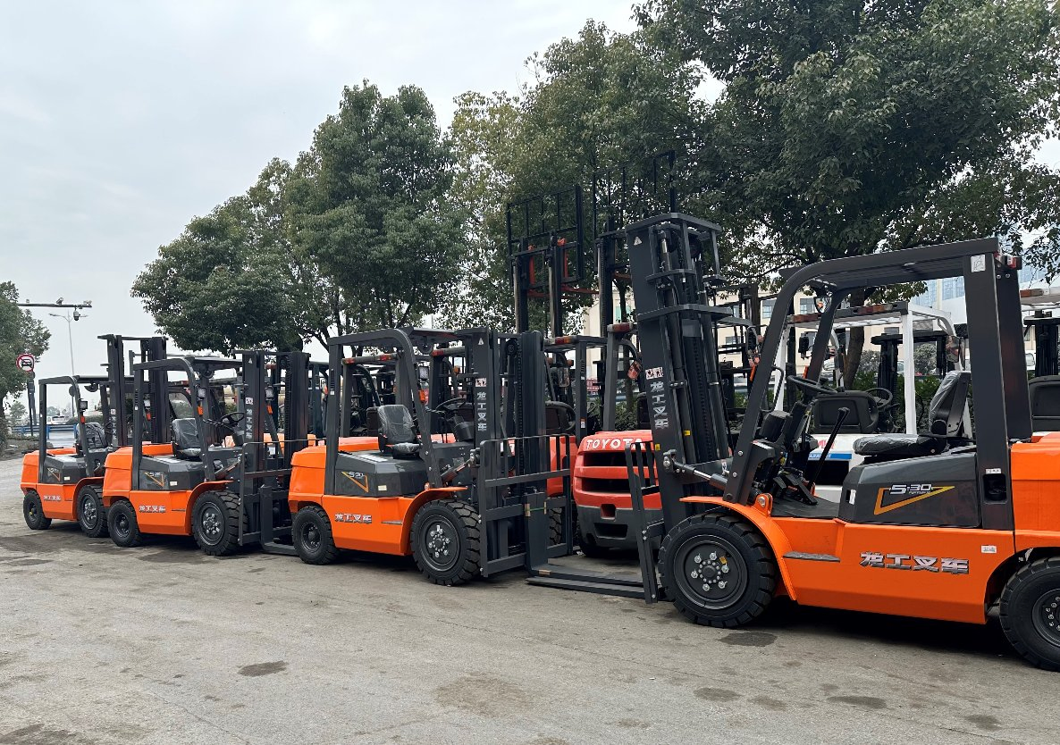OEM/ODM Wholesale China Supply CPC30 Lonking Industrial 2.5t/3t/3.5t/3.8t/5t/10t/16t/20t/26t Diesel/LPG/Gasoline/Electric New Forklift and Spare Parts