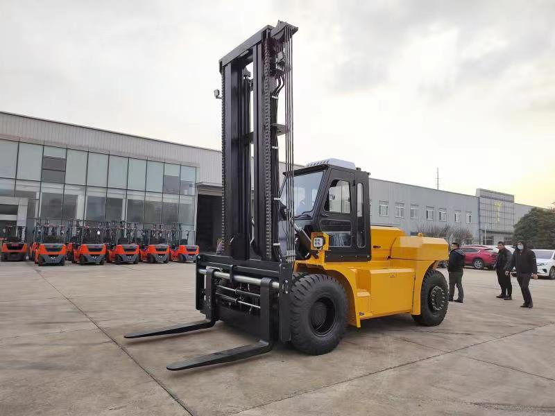 Factory Price Triple Mast Brand New 2ton 2.5ton 3ton 4 Ton 5ton 7ton 8 Ton 10ton 12ton 16ton Fork Lifter Truck Diesel Forklift Side Shifter