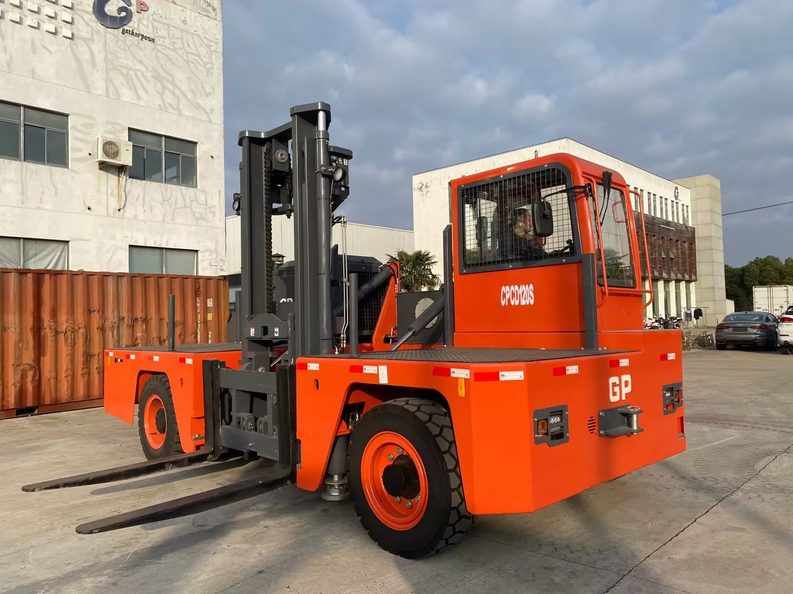 12ton Heavy-Duty Diesel Side Loader Weichai/Cummins Power 3.6m Lift Tier 4 Engine Port &amp; Logistics PRO