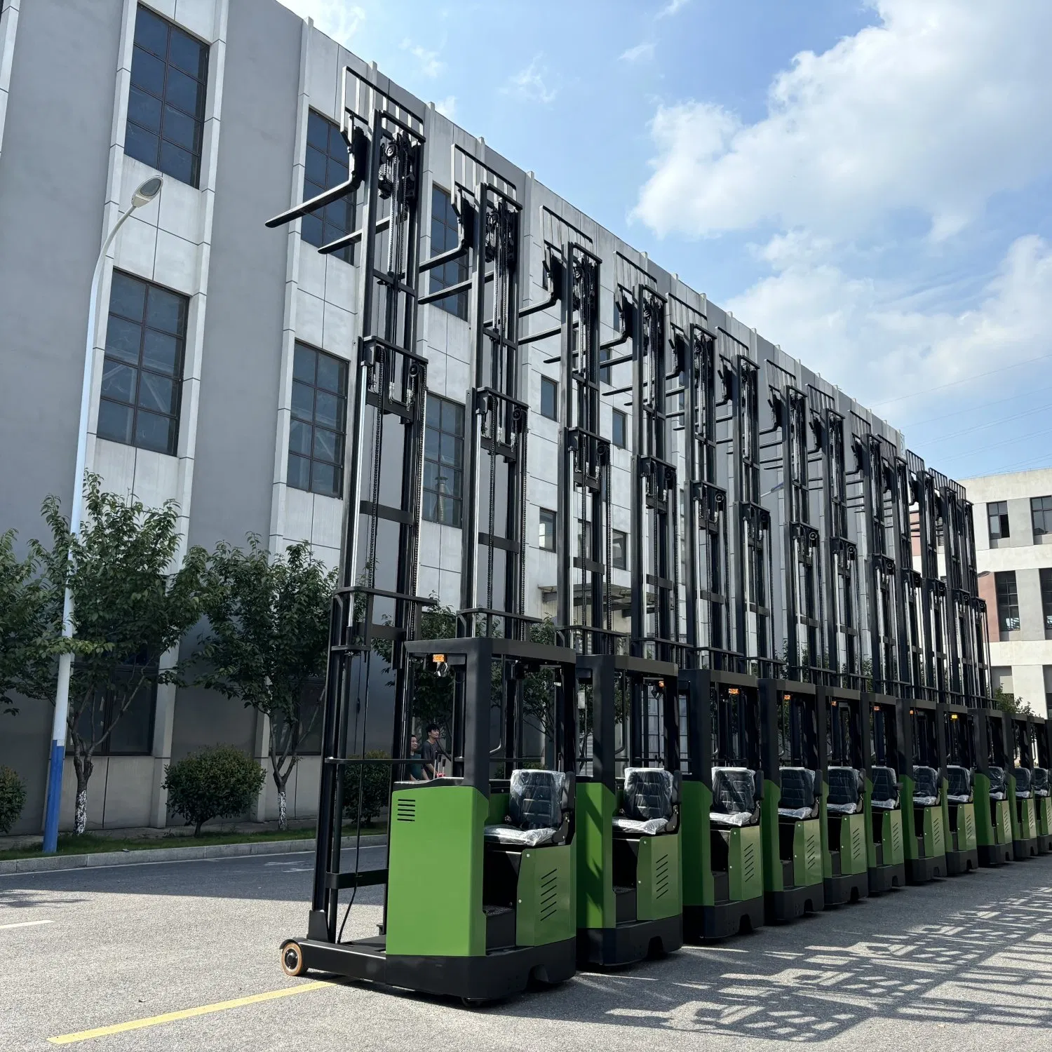 Warehouse Storage Sit-Down Reach Forklift 1-3t Reach Truck 3-13.5m Electric Reach Truck