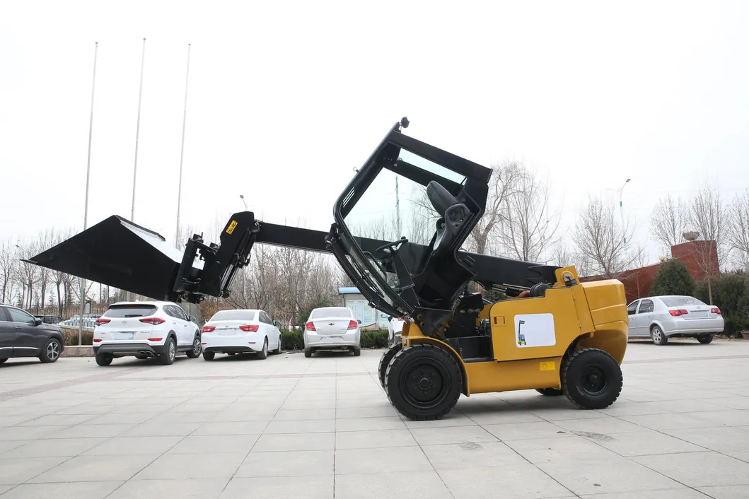 Compact Telehandler