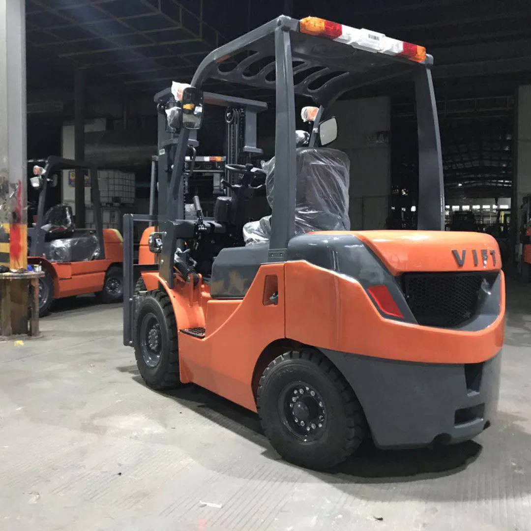Vift 3.0ton/3000kgs Diesel/Gas/LPG Forklift 3m/4.5m/5m/6m Lifting Height, with Japanese /Nissan/Mitsubishi Engine, with Side Shift, Cabin, Triplex Mast