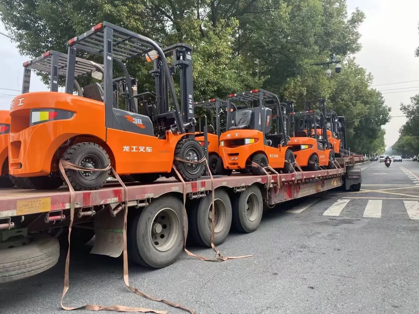 OEM/ODM Wholesale China Supply CPC30 Lonking Industrial 2.5t/3t/3.5t/3.8t/5t/10t/16t/20t/26t Diesel/LPG/Gasoline/Electric New Forklift and Spare Parts