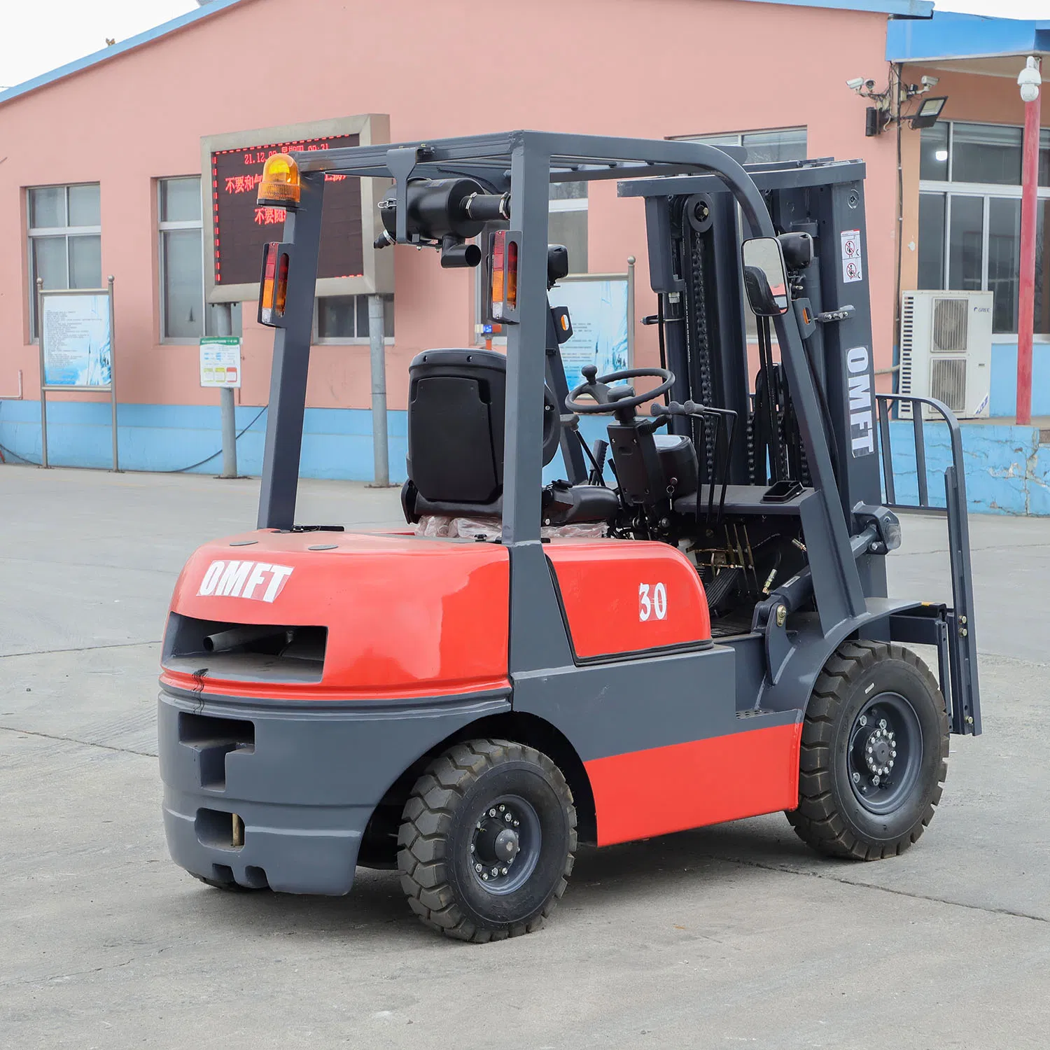3ton Diesel Forklift with Chinese or Japanese Engine 3m 3.5m 4m 4.5m 5m 5.5m 6m 7m Mast Hyster/Yale/Linde/Tcm/Nissan/Heli