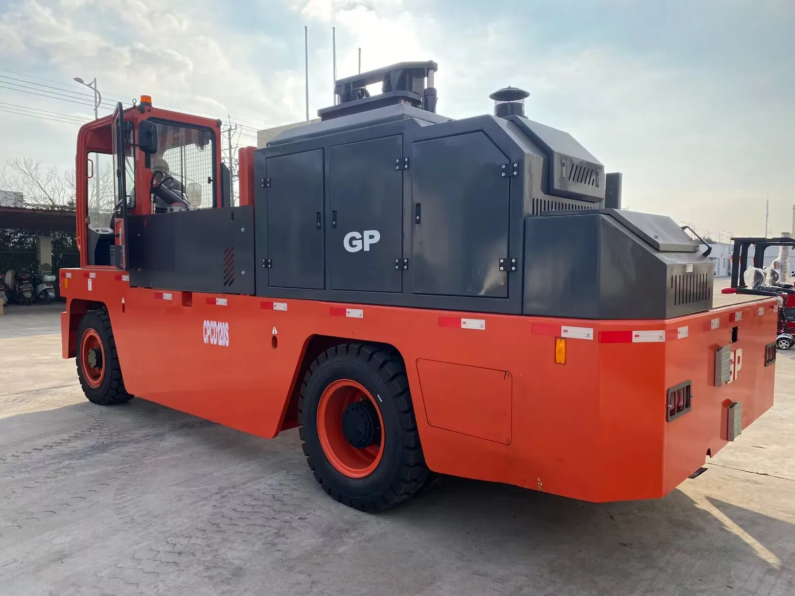 12ton Heavy-Duty Diesel Side Loader Weichai/Cummins Power 3.6m Lift Tier 4 Engine Port &amp; Logistics PRO