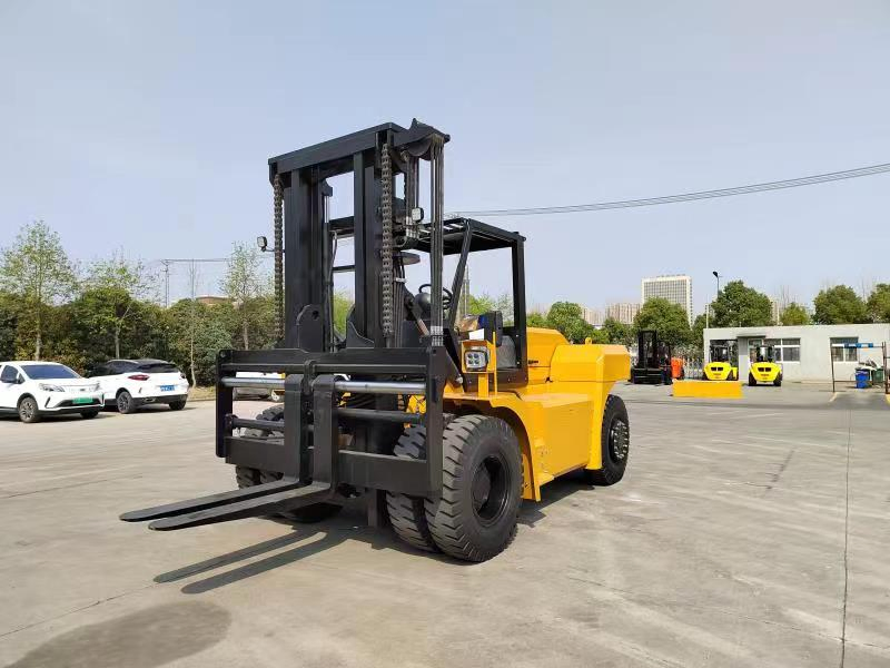 Factory Price Triple Mast Brand New 2ton 2.5ton 3ton 4 Ton 5ton 7ton 8 Ton 10ton 12ton 16ton Fork Lifter Truck Diesel Forklift Side Shifter