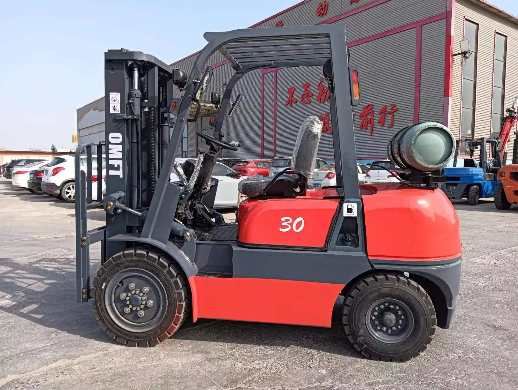 3t 3000kgs 3t Cushion Tire Gasoline LPG 3m 4.5m Full Free Mast Dual Fuel Forklift Trucks Toyota CE 1.5-3.5ton Fork Lift Hyster/Yale/Linde