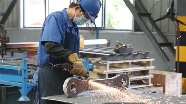 Forklift Production 1