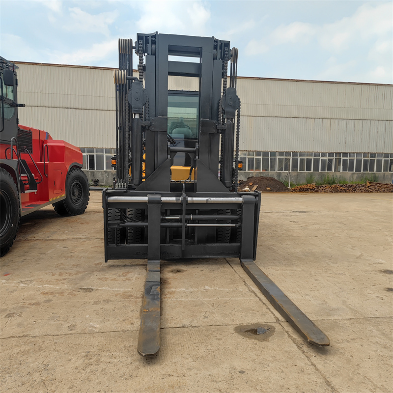 Industrial-Grade 1.7t-4.9t Lifting Capacity Rough Terrain Forklift for Warehouse Yards