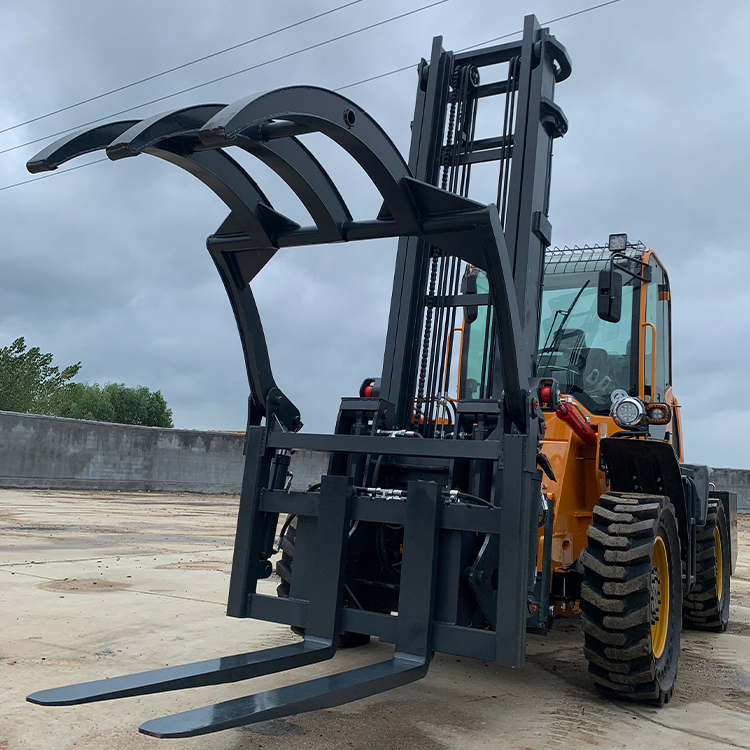 Runtx Brand 5 Ton Forklift off Road 4WD 4X4 All Rough Terrain Forklift Diesel Forklift Truck Price for Sale