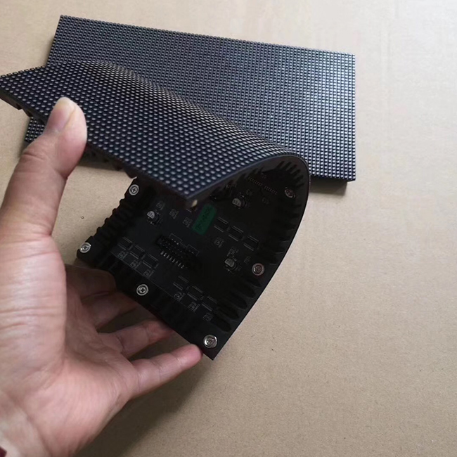 P4 LED Module Indoor Soft Curved Flexible LED Display for Digital Signage Displays