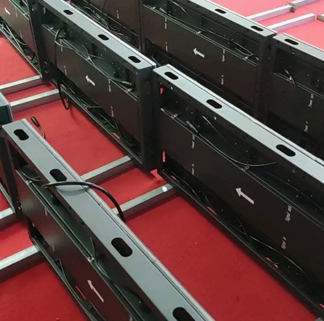 Giant LED Interactive Floor Tiles Screen P3.91 Indoor LED Floor Display for Bar and Nightclub