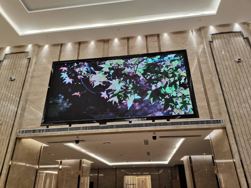 Hospital Lobby Small Pixel Pitch High Stability P1.2 Indoor LED Display