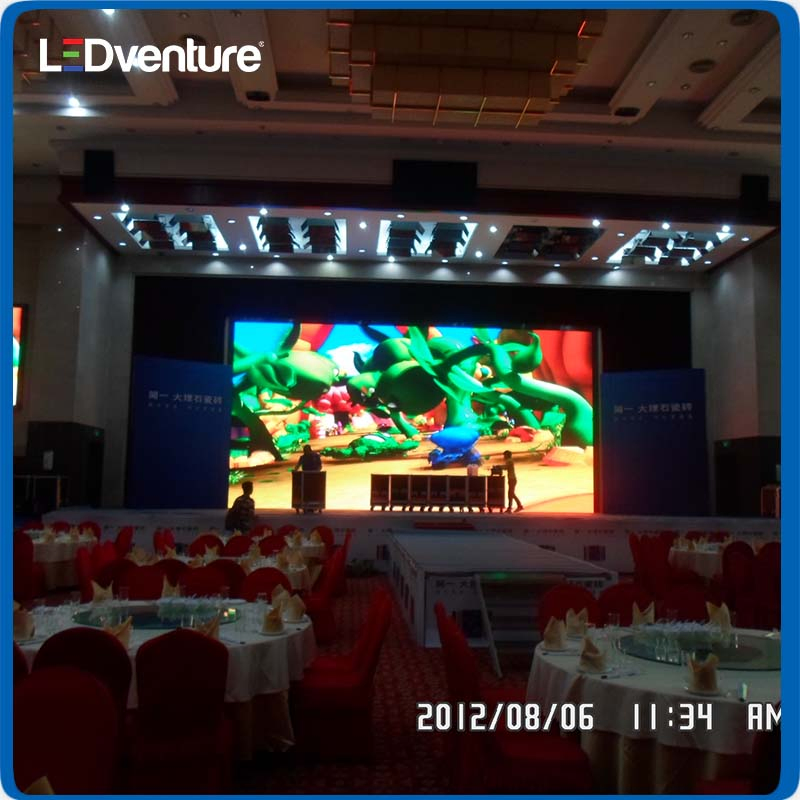 LED Video Wall for Full Color Indoor Outdoor with P0.6 P0.93 P1.2 P1.56 P1.66 P1.87 P2 P2.5 P3 for Advertising Rental Billboard Display Screen Panel China Price