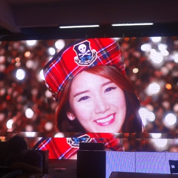 Stage Background Portable LED Video Wall Display RGB Full Color Small Pitch P5 HD Front Service Outdoor LED Display