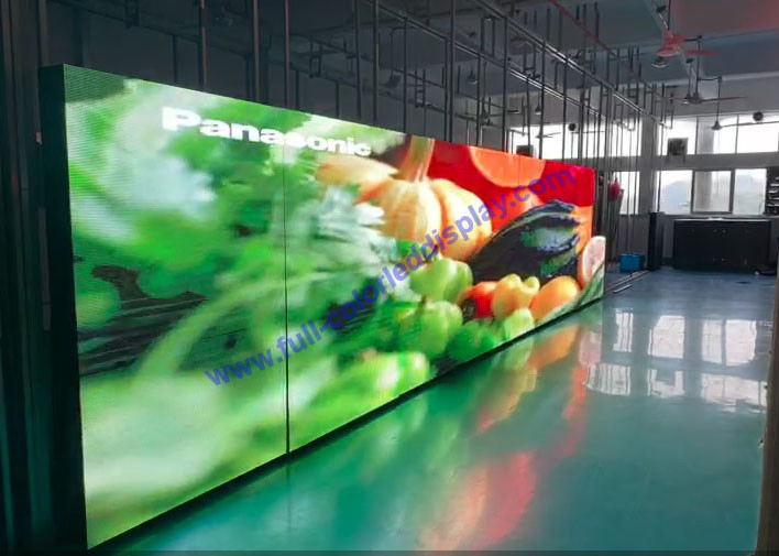12.8kg Curved LED Display Hire, LED Rental Screen Easy Maintenance Poster Flexible Transparent Panel Video Wall Screen